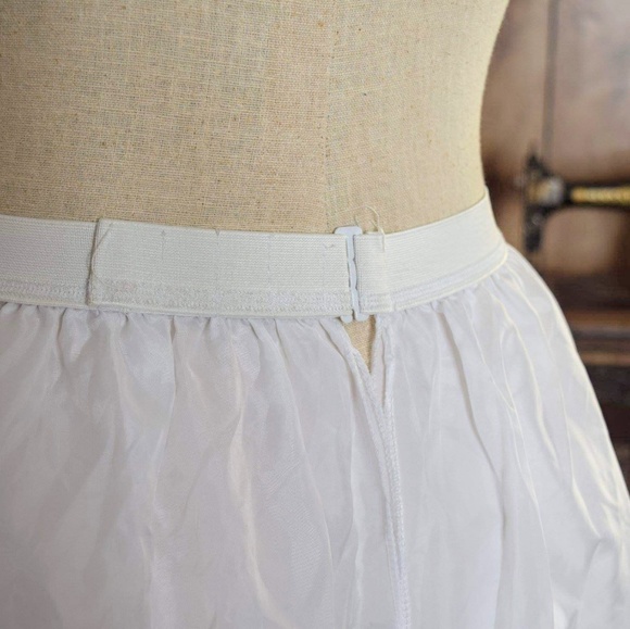 Bridal Underskirt, Petticoat - Picture 4 of 8